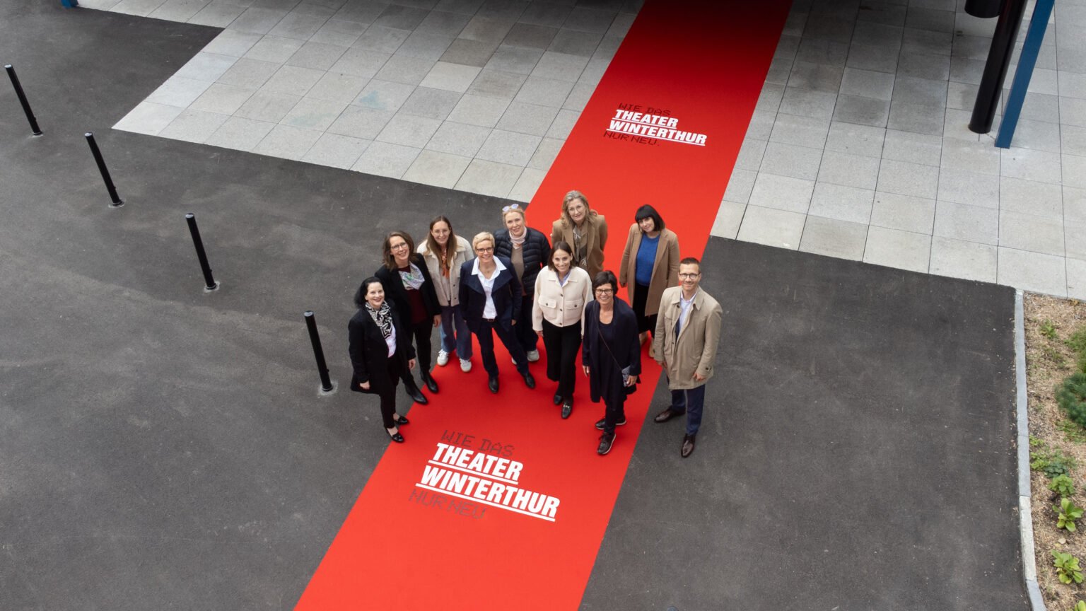 Drohnenaufnahme Personen Event Theater Winterthur