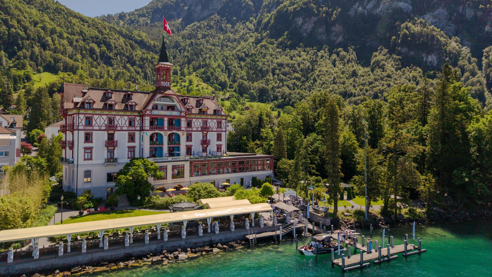 Drohnenfoto Hotel Vitznauerhof Luzern Schweiz